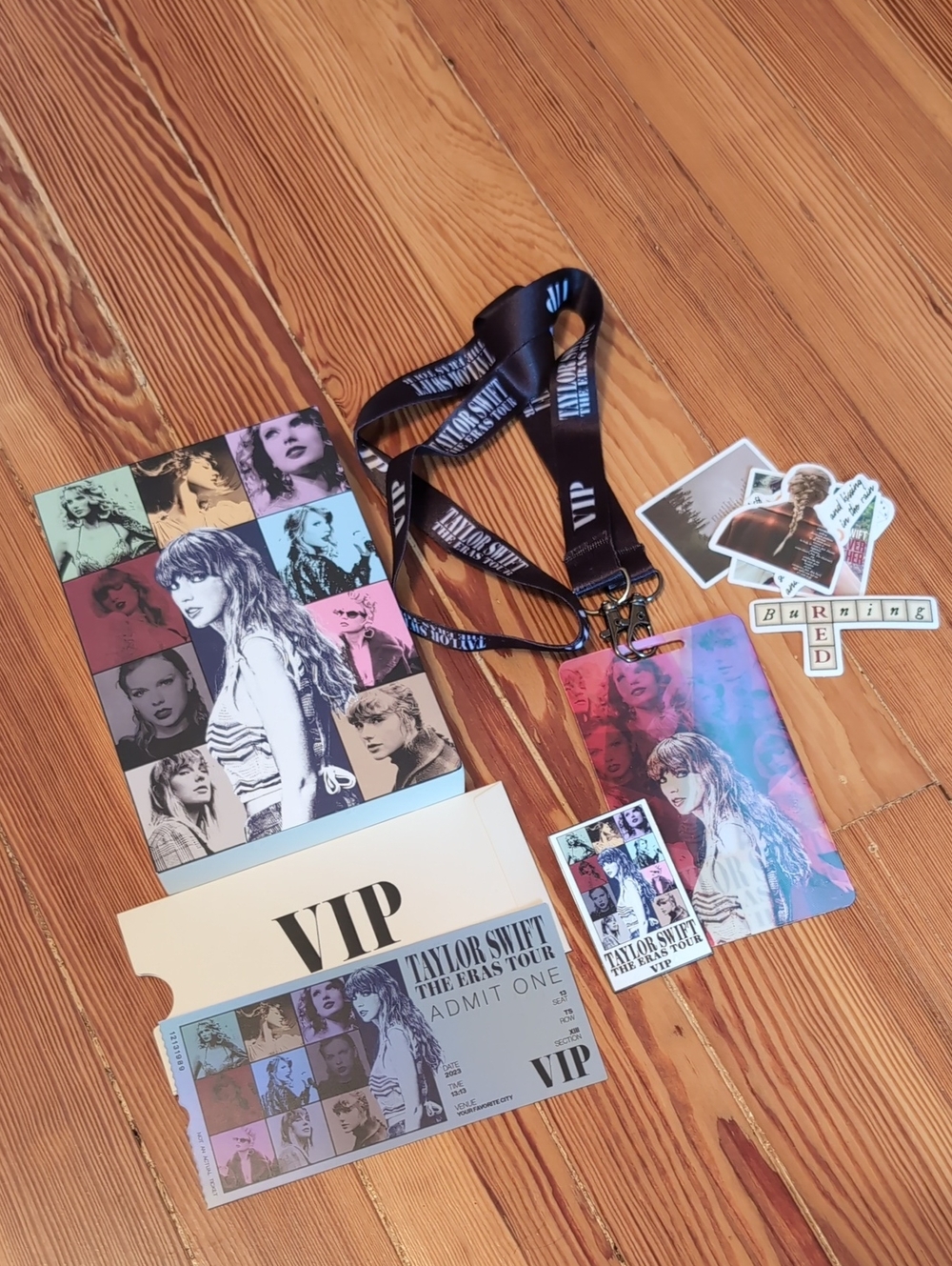 Taylor Swift VIP Tour Pack - Multi Color
